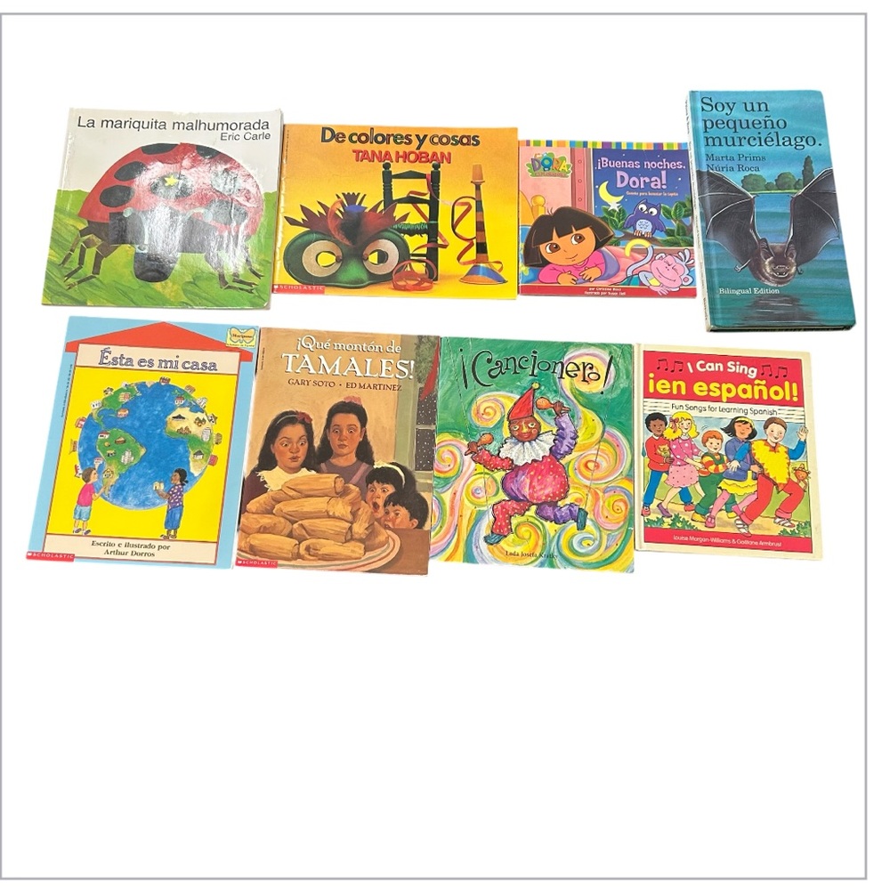 Vintage Colorful Children's Book Set (8) all written in Spanish young readers